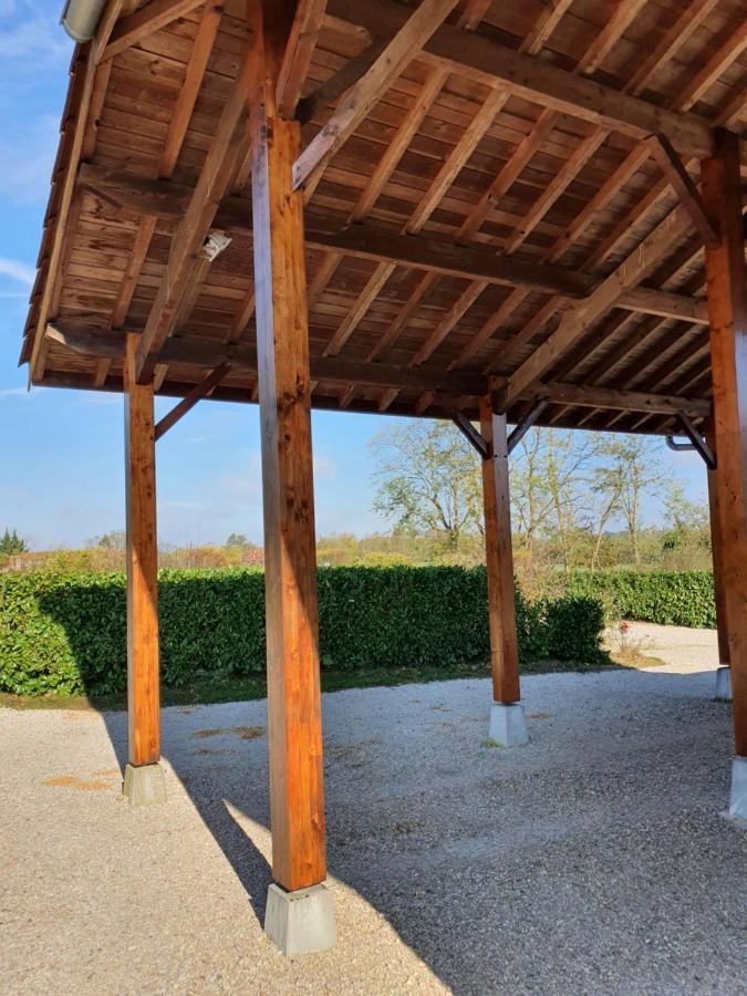 Gite Le Bonnet Marlieux Exterior foto
